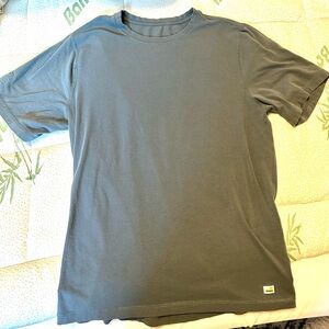 Vuori Men's Gray blue T-Shirt